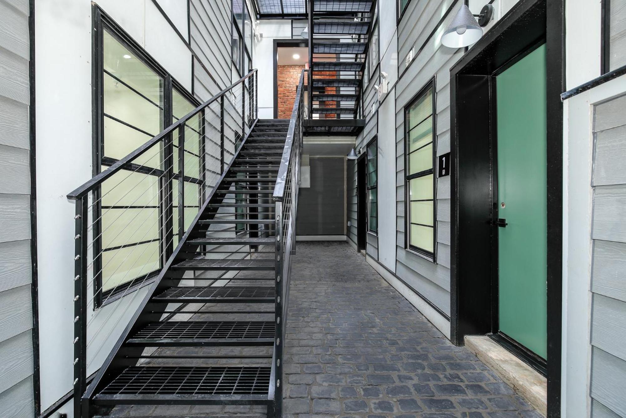 Appartement The Hart Wardman -14 Brand New Hidden Inside A Historic Landmark Washington